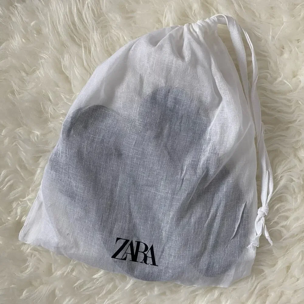 Zara NWT Kids Black Fabric Fisherman Sandals, size 2.5